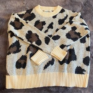 Cotton Emporium Leopard print sweater size XS